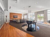 Building Photo - 711 Cosmopolitan Dr NE