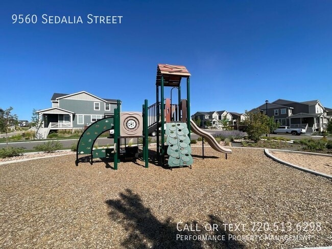 Building Photo - 9560 Sedalia St