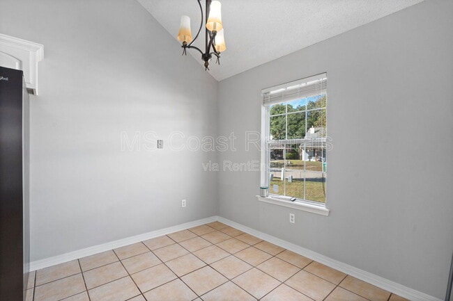 Building Photo - 12206 Breezeway Cir
