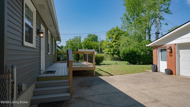 Building Photo - 3041 Radiance Rd
