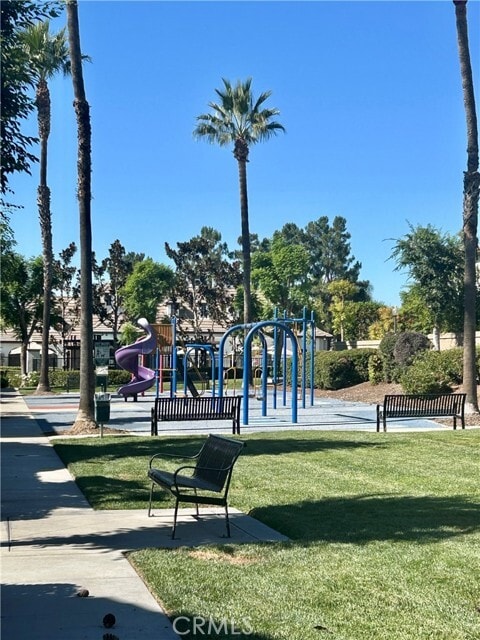 Building Photo - 6982 Swiss St