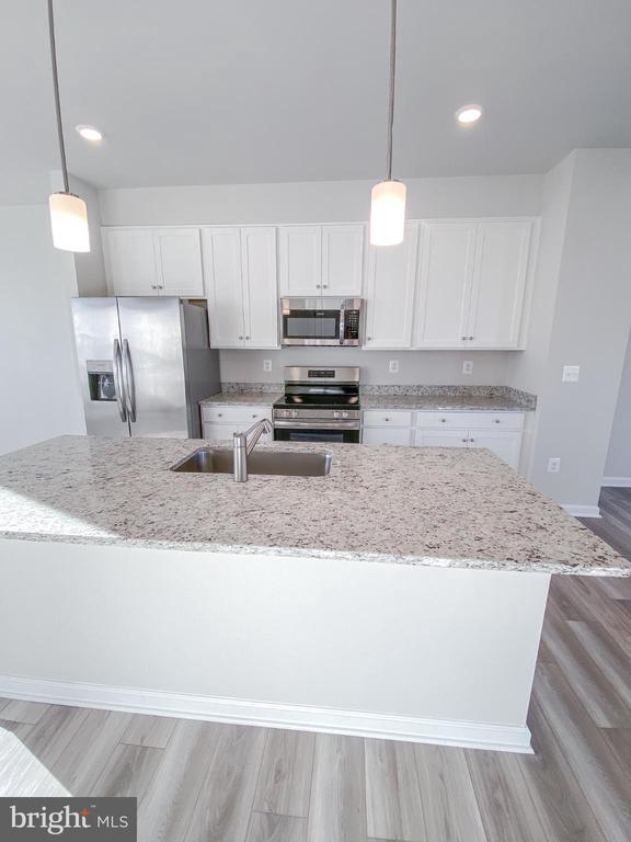 Building Photo - 141 Canning Rd