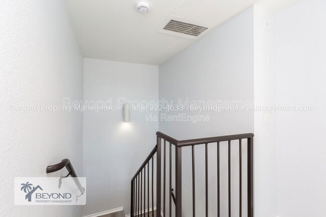 Building Photo - 3941 Nobel Dr