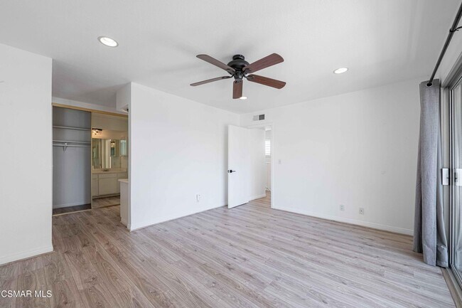 Building Photo - 3623 Summershore Ln
