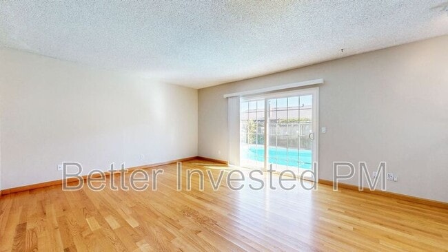 Building Photo - 848 Sprucewood Ct