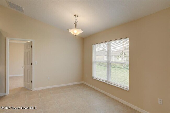 Building Photo - 741 Capon Terrace