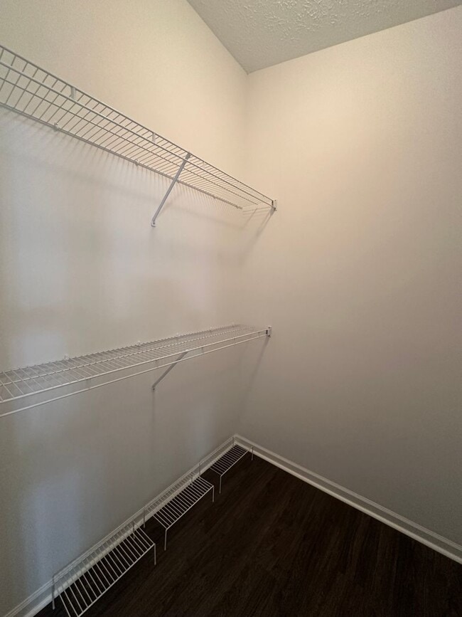 Building Photo - 10301 Trotters Pointe Dr