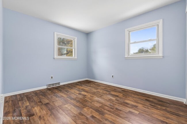 Building Photo - 202 Manahawkin Trail