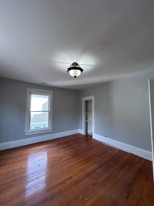 Building Photo - Albemarle/429-431