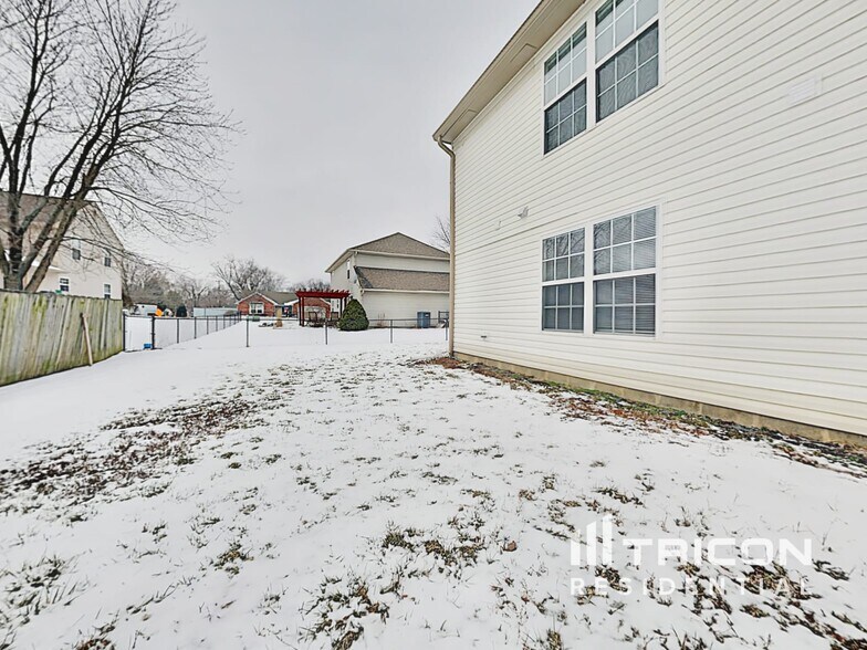 Building Photo - 4669 Driftwood Ln