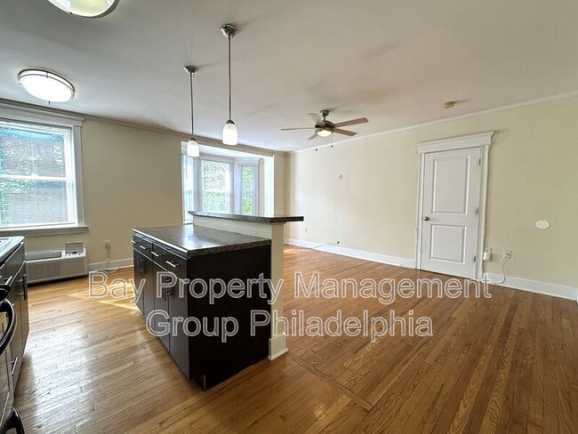 Building Photo - 437 W School House Ln