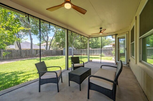 Building Photo - 2913 Wavecrest Blvd
