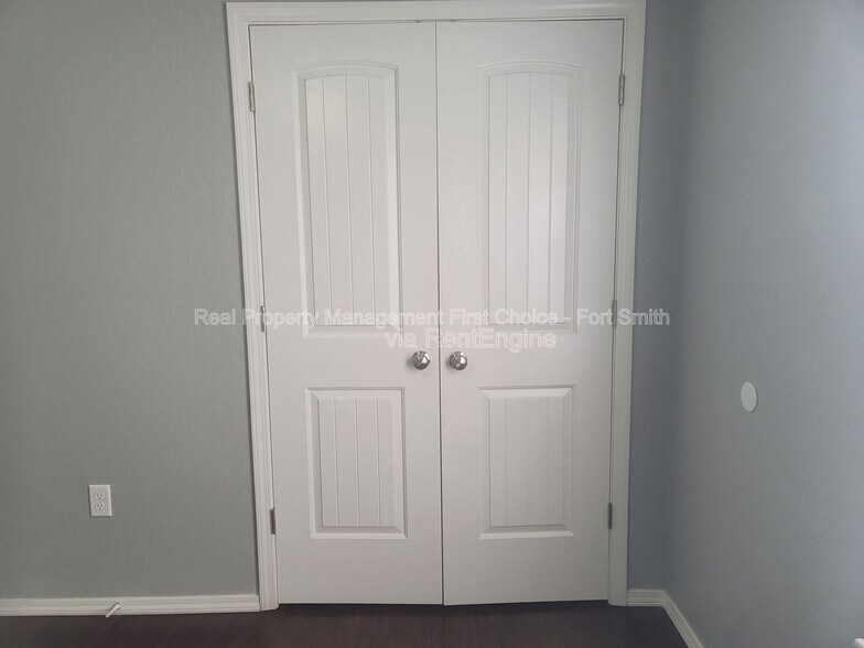 Building Photo - 2021 Ingalls Ln