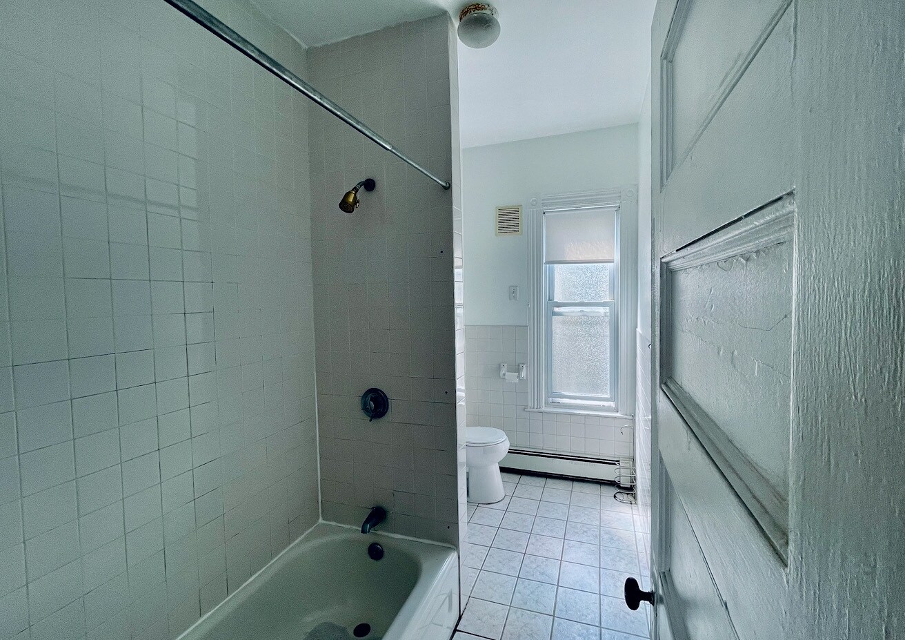 Building Photo - 3 Washburn Ter