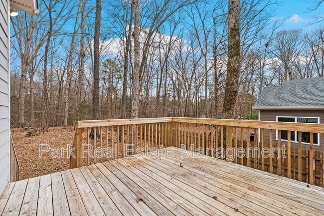 Building Photo - 304 Chatham Forest Dr