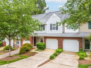 Building Photo - Charming 2-Bedroom Prescott Village Townhome!