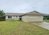 Building Photo - Lovely North Salinas Home for RENT!!!