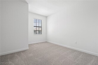 Building Photo - 14156 Gardeners Wy