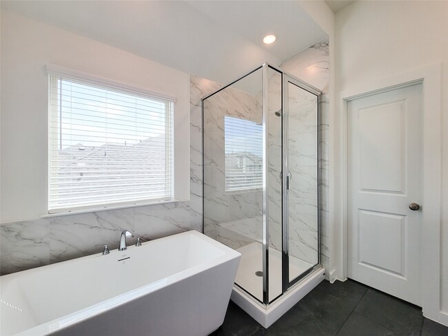 Building Photo - 19730 Riverbed Ln