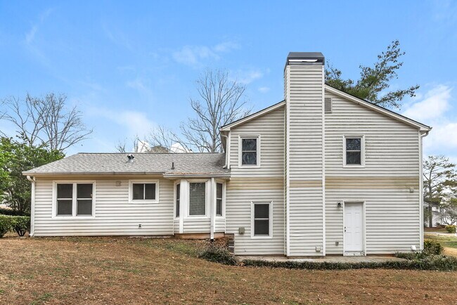 Building Photo - 4067 Keheley Glen Dr