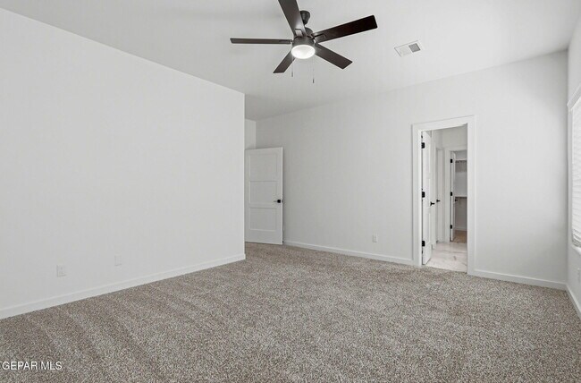 Building Photo - 15052 Destination Ave