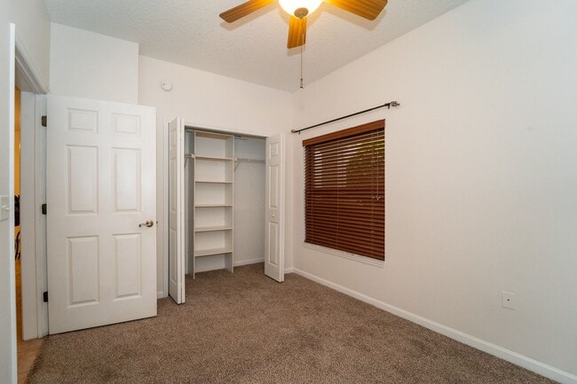 Building Photo - Belle Haven 2-Bedroom Condo with Pond View and Garage