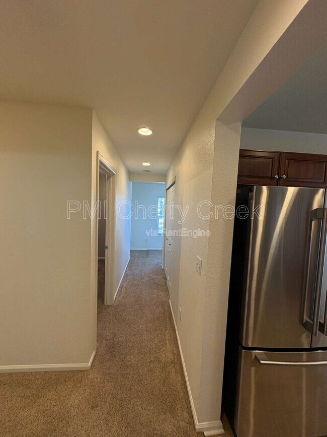 Building Photo - 12839 Mayfair Way