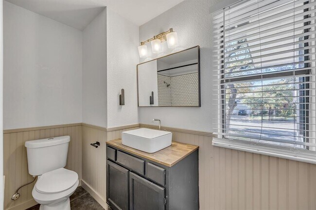 Building Photo - 8102 Tuscarora Trail