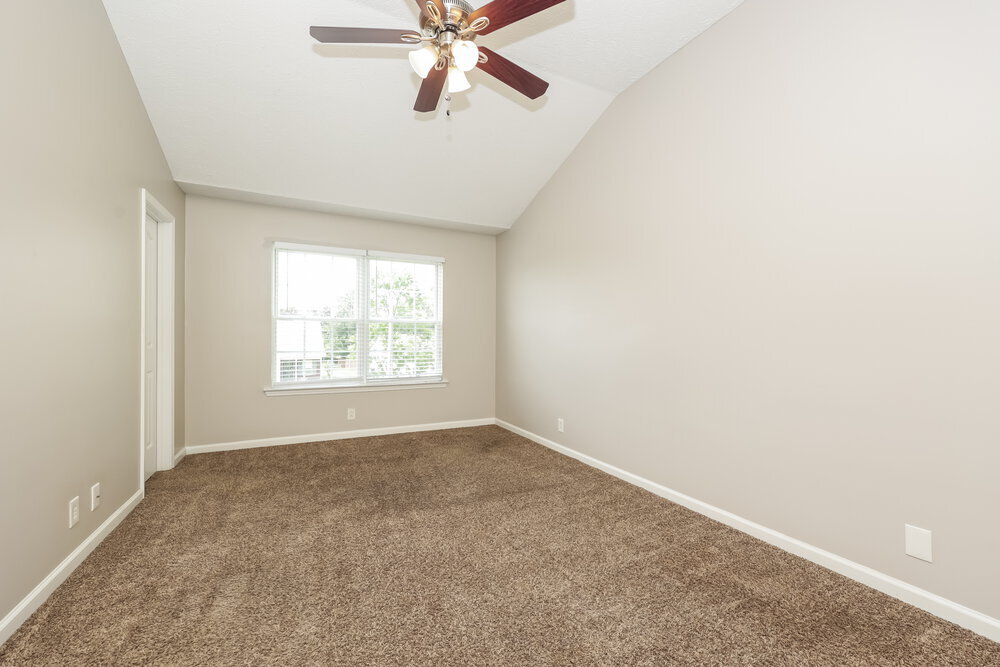 Building Photo - 1531 St Andrews Dr
