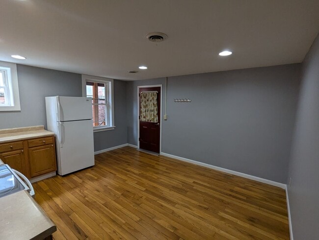 Building Photo - 137 Remsen St