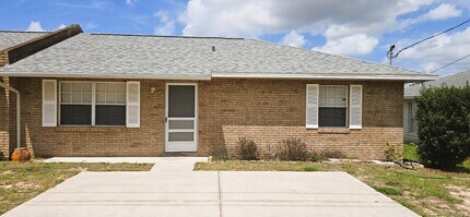 Building Photo - 1438 Thousand Roses Dr S