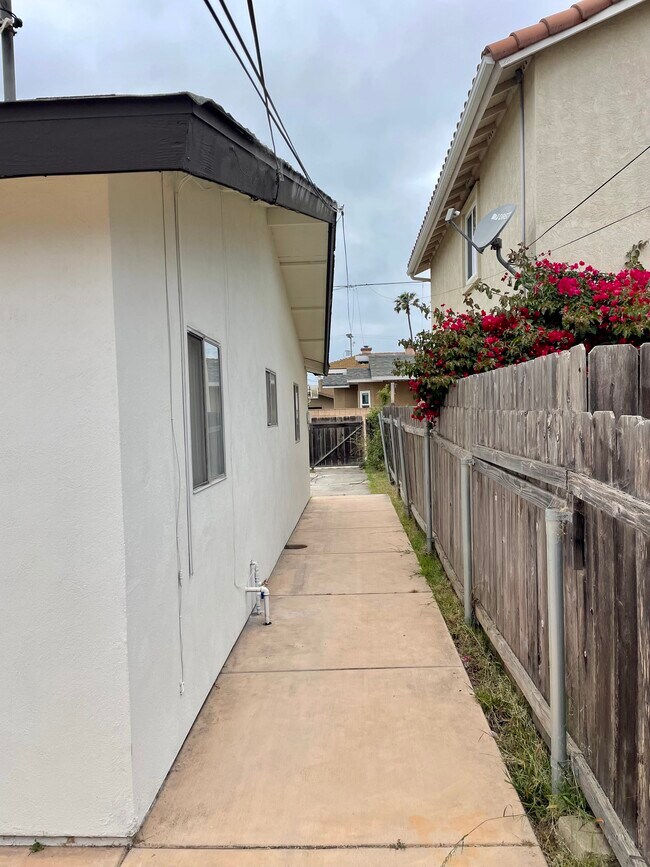 Building Photo - 980 11th St