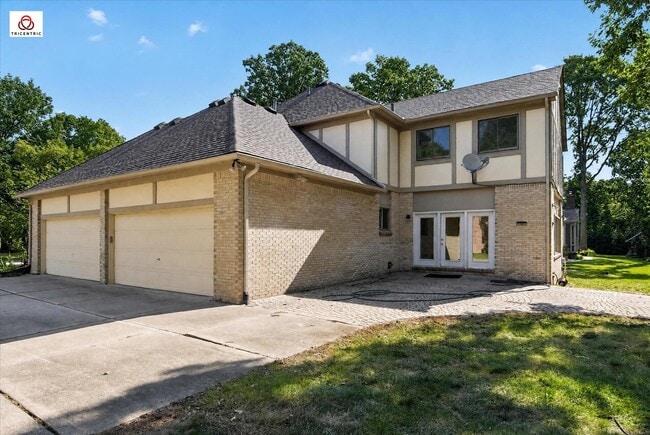 Building Photo - 1431 Provincial Dr