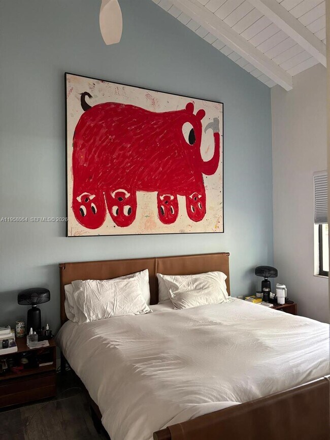 Building Photo - 3525 Poinciana Ave