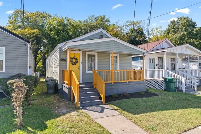 Building Photo - 2207 Marshall Ave