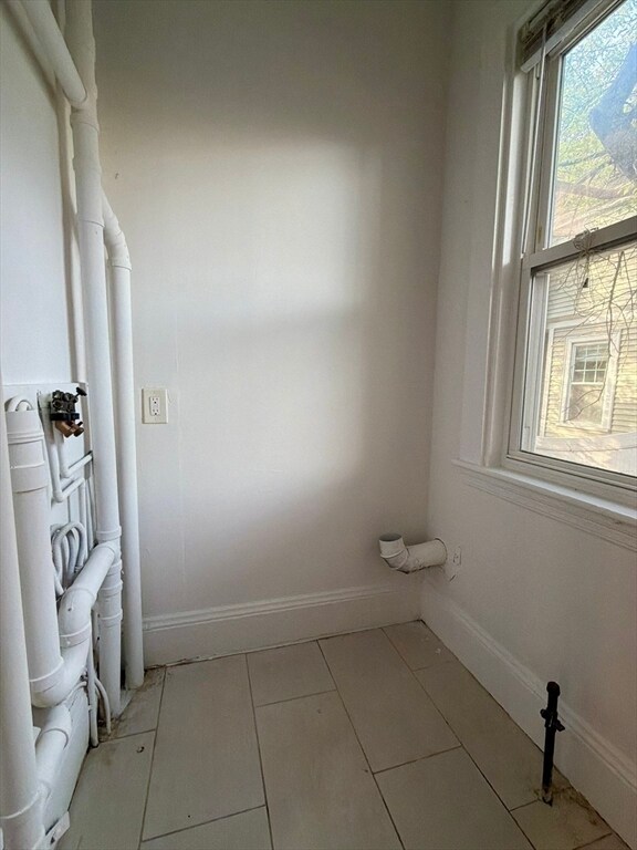 Building Photo - 65 Pearl St