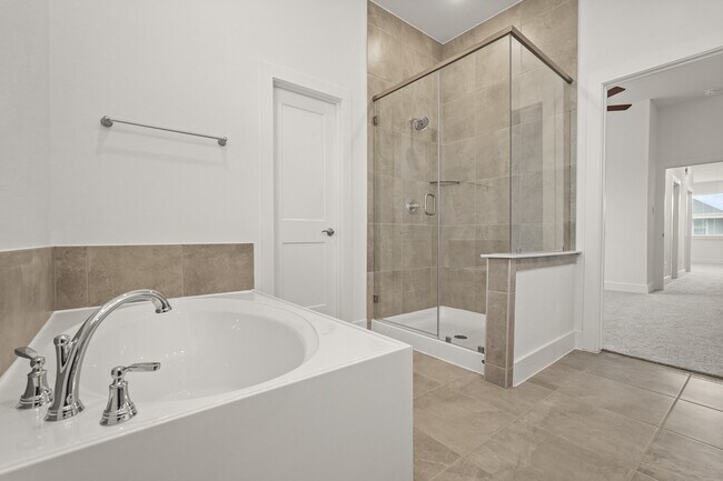 Building Photo - 9414 Spring Rain Dr
