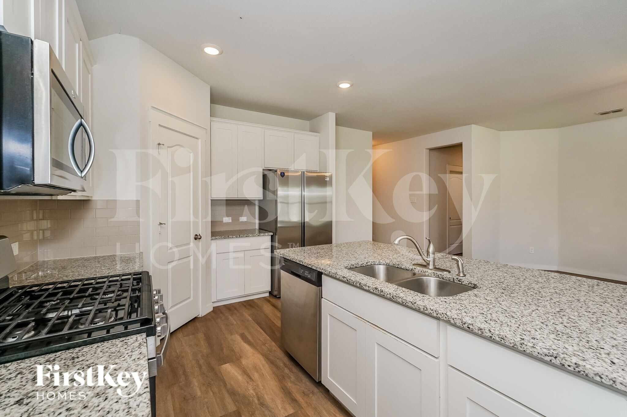Building Photo - 9005 Dameron Dr