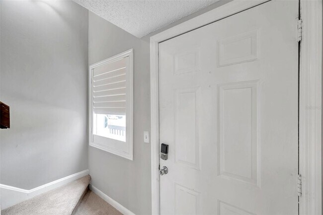 Building Photo - 6311 Newtown Cir