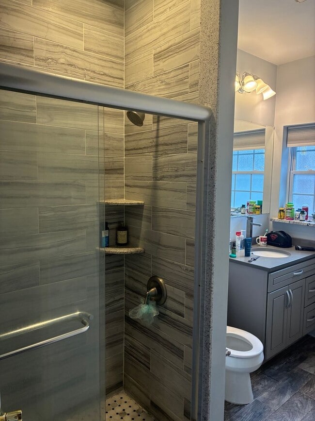 Building Photo - SPACIOUS LAWRENCEVILLE 3 BED 2.5 BATH! PERFECT LOCATION!