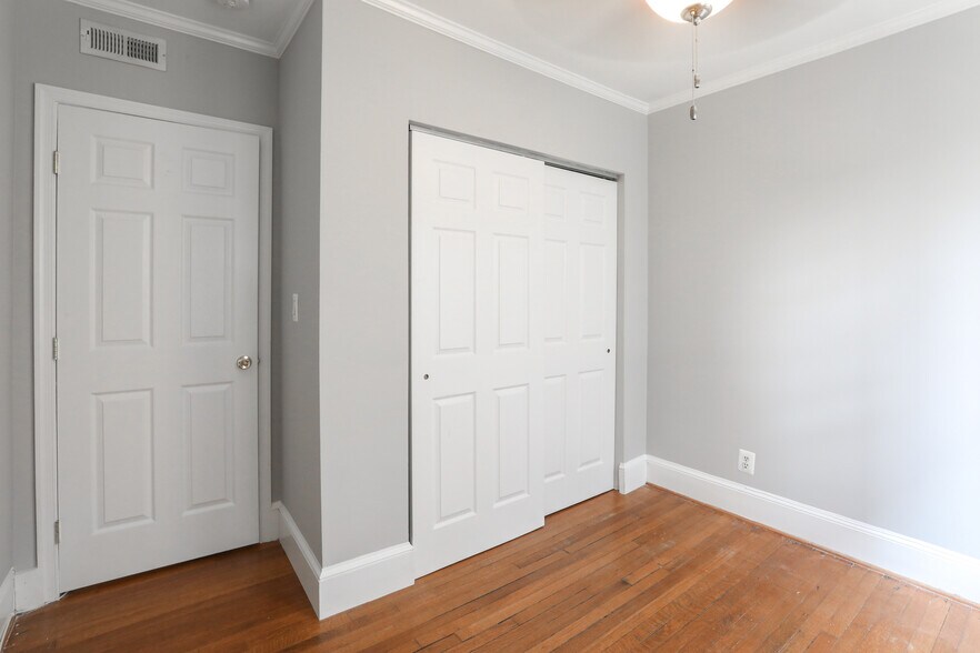 Building Photo - 2315 15th St NW