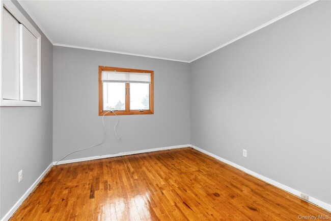 Building Photo - 5 Glenbrook Rd