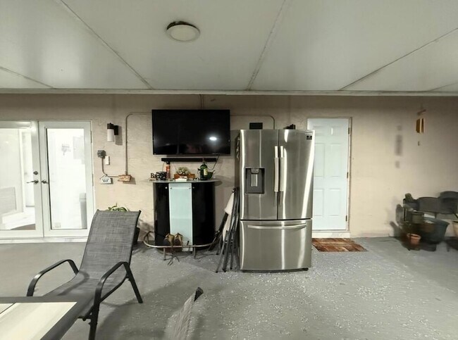 Building Photo - 1082 SW Bellevue Ave