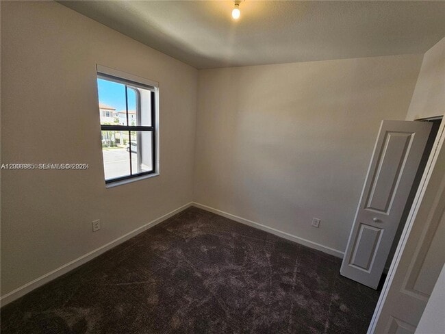 Building Photo - 11816 SW 247th Ter