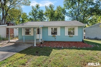 Building Photo - 400 Lexington Heights Dr