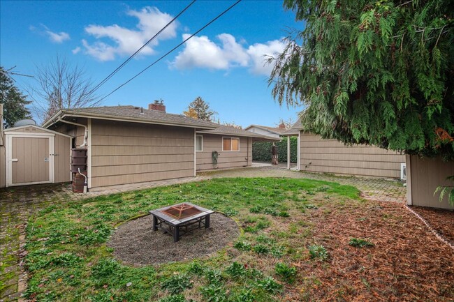 Building Photo - Updated Home with Spacious Shop and Great ...