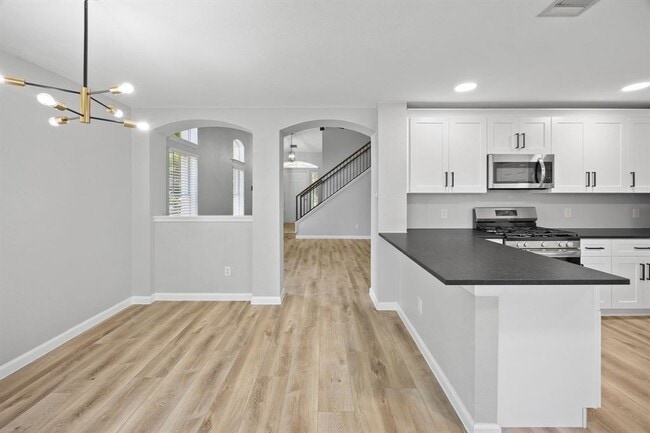 Building Photo - 1413 Catalina Dr