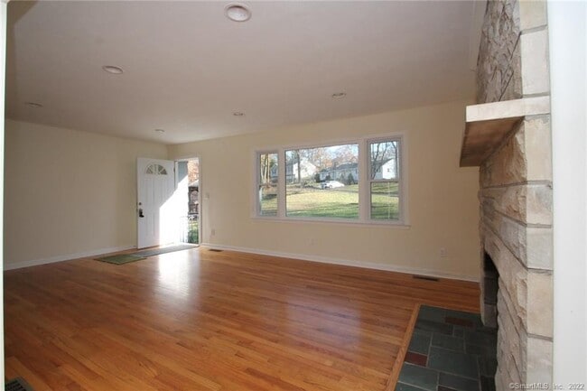 Building Photo - 24 High Acres Rd