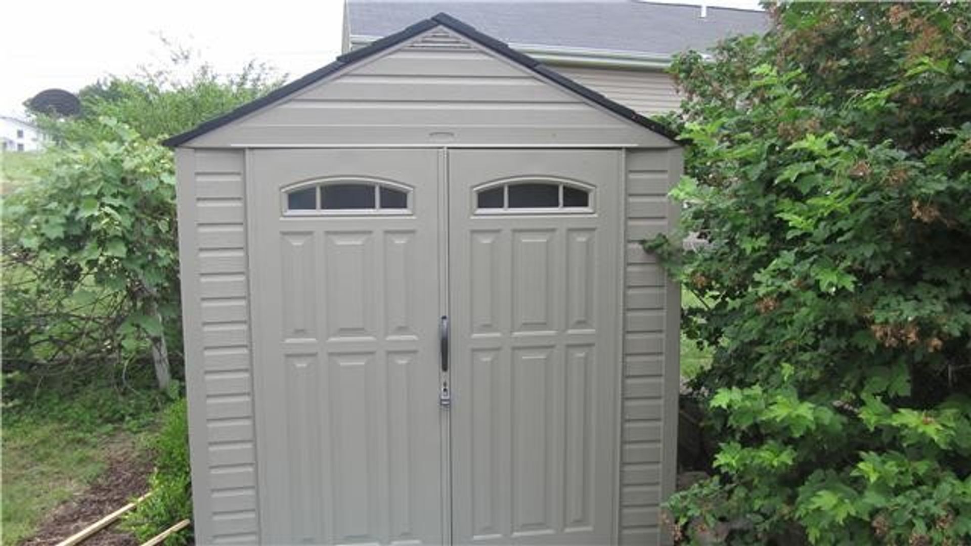 Building Photo - 121 Linn St