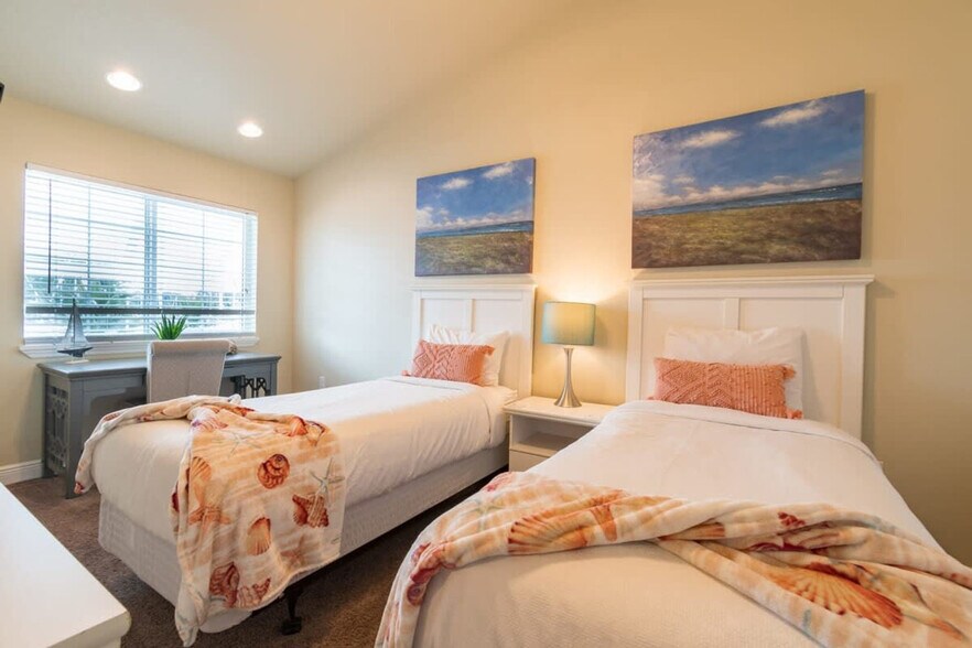 Building Photo - 202 Ivory Coral Ln